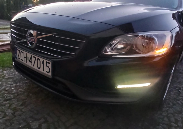 Volvo V60 cena 31600 przebieg: 233114, rok produkcji 2013 z Choszczno małe 596